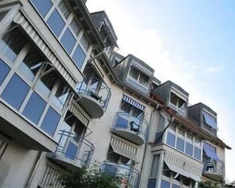 Akzent Hotel Torgauer Hof - Sindelfingen - Rakennus