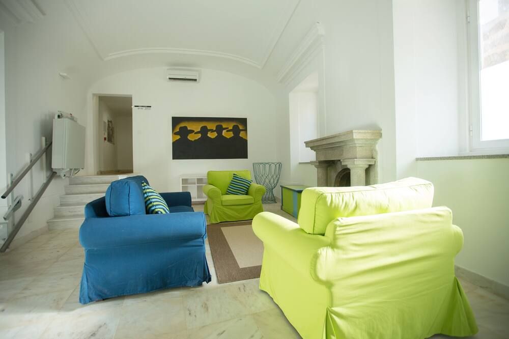 Hi Evora - Pousada De Juventude - אבורה - סלון