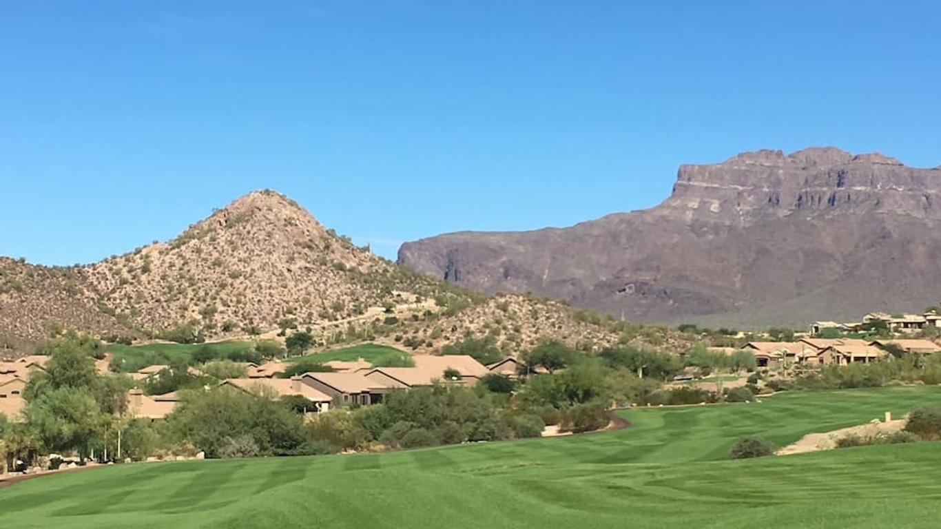 Gold Canyon Golf Resort