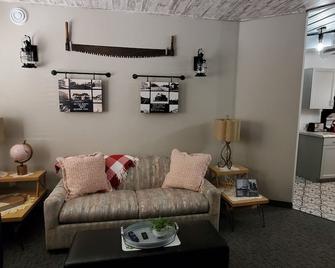 Building 108 NEW! Beautiful 1 Bedroom Apartment in a Great Location - Biwabik - Living room