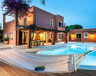 Holiday Home In Marsala Near Sandy Beach - Marsala - Pool