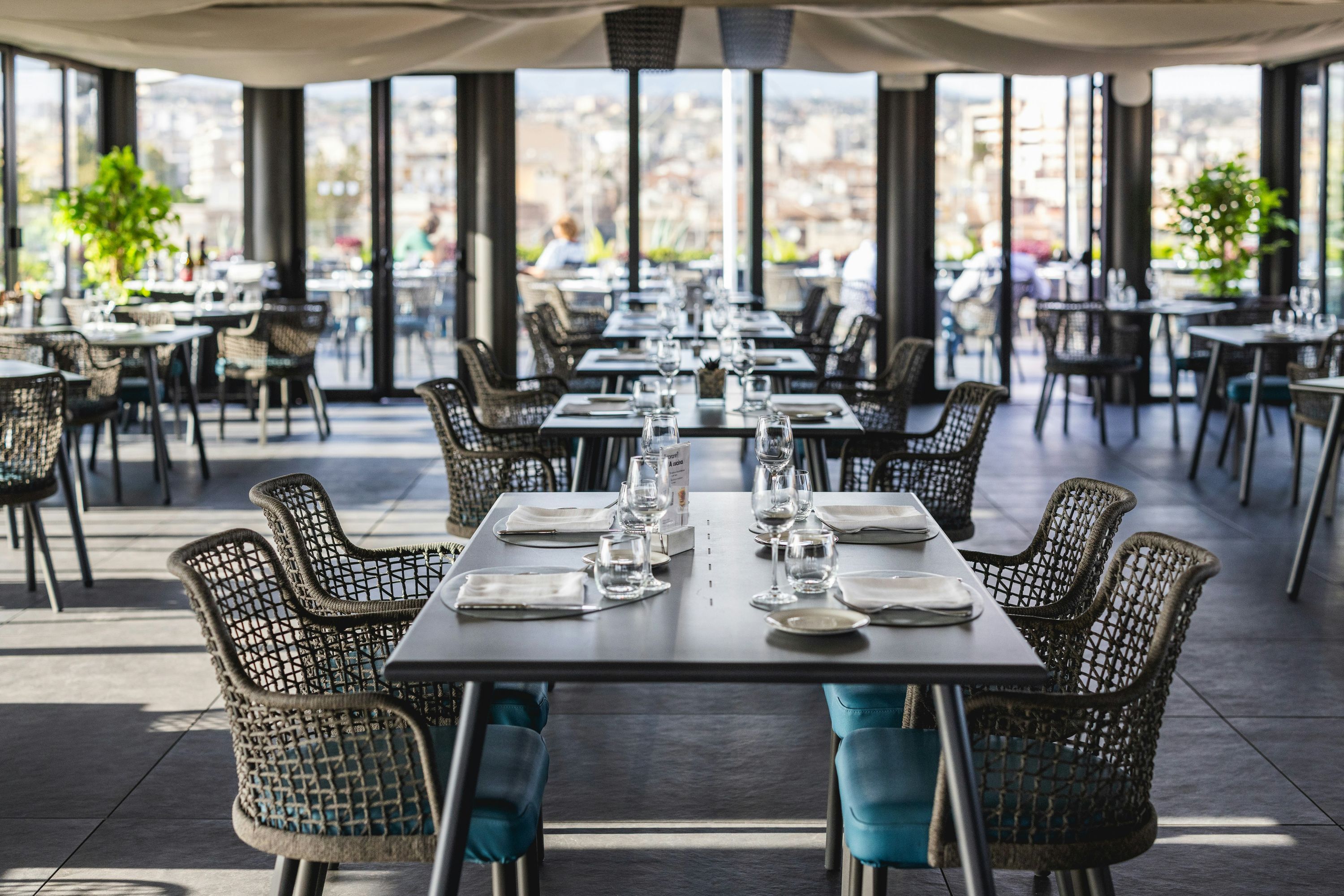 بالاس كاتانيا || إون إ ٕبيرينزي