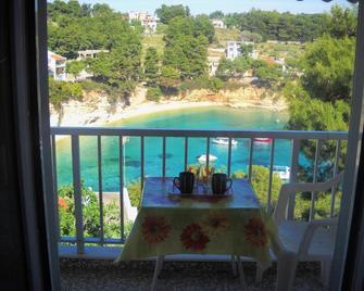 Magdalini - Votsi - Balcony