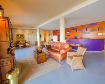 Agi Rescator Resort - Roses - Lobby