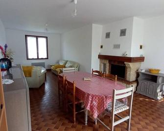 Maison à 3 km de la Plage - Denneville - Dining room