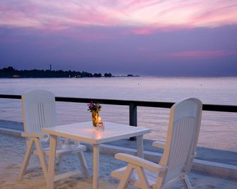 Lagoon View Maldives - Bodufolhudhoo - Patio