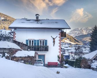 Apartments Karl 182A - Ortisei - Building