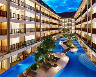 Four Points by Sheraton Bali, Kuta - Kuta - Pool