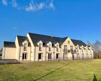 Logis Hôtel Sully le Château - Sully-sur-Loire - Gebäude