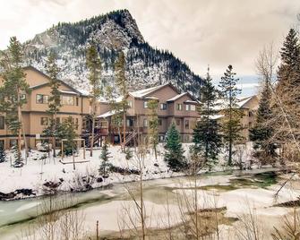 Ten Mile Island C220 - Frisco - Edificio