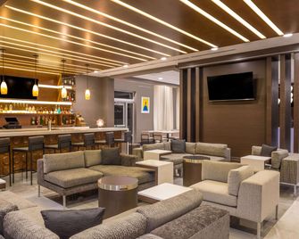 Wingate by Wyndham Miami Airport - Doral - Bar