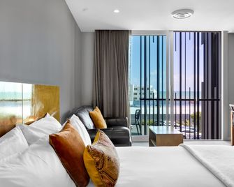 King and Queen Hotel Suites - New Plymouth - Soverom