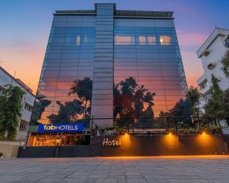 Via Jayshree - Bombay - Edificio