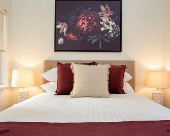 Central 2-Bed Apartment with Private Parking - 悉尼 - 臥室