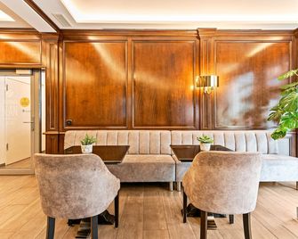 Advastay By King's - Munich - Lounge