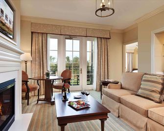 Salamander Resort And Spa - Middleburg - Living room