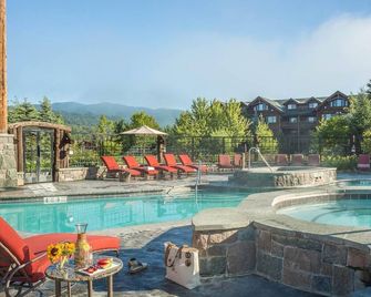 Luxury at Whiteface Lodge and Spa. Pool, Hot tubs, theatre, bowling, etc. - Lake Placid - Piscina