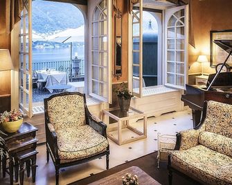 Relais Villa Vittoria - Laglio - Pokój dzienny