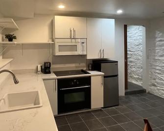 Long-term renters welcome (20% discount) 3-room apt in prime area of Brooklyn. - Brooklyn - Kuchnia