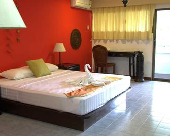 Surin Sweet Hotel - Choeng Thale - Makuuhuone