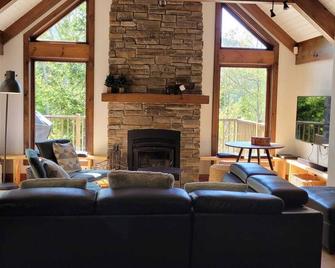 Villa Alpine - Alpin en Foret avec Spa - Petite-Rivière - Sala de estar