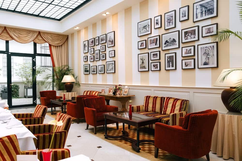 فندق كايزرهوف فين