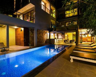 Hiriketiya Beach Resort - Dikwella - Piscina