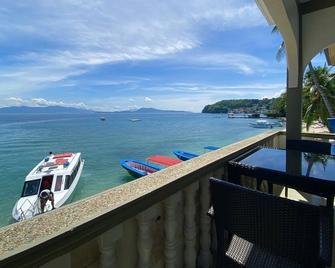 Lalaguna Villas Luxury Dive Resort and Spa - Puerto Galera - Balcony