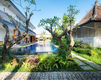 Kubu Kirana by Supala - Ubud - Havuz