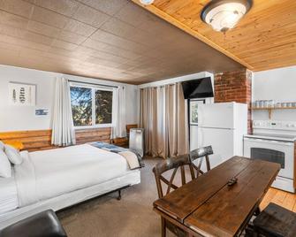 Bucking Moose The Loft (#2) - West Yellowstone - Ložnice