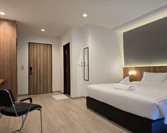 Manee Mantra Hotel, Kanchanaburi - Kanchanaburi