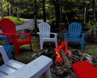 The Red House - Eagle Bay - Patio
