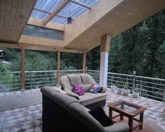 Soyal Orchard Retreat- Vanvaas - Haripur - Balcony