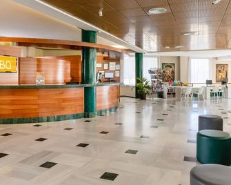 Bq Andalucia Beach Hotel - Torre del Mar - Accueil