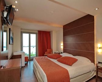 Astros Beach Boutique Hotel - Paralio Astros - Bedroom