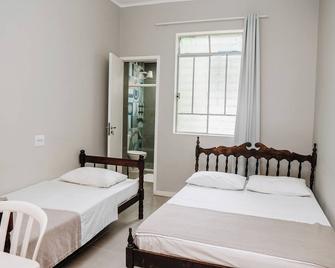 Hotel Pinheirinho - Curitiba - Bedroom