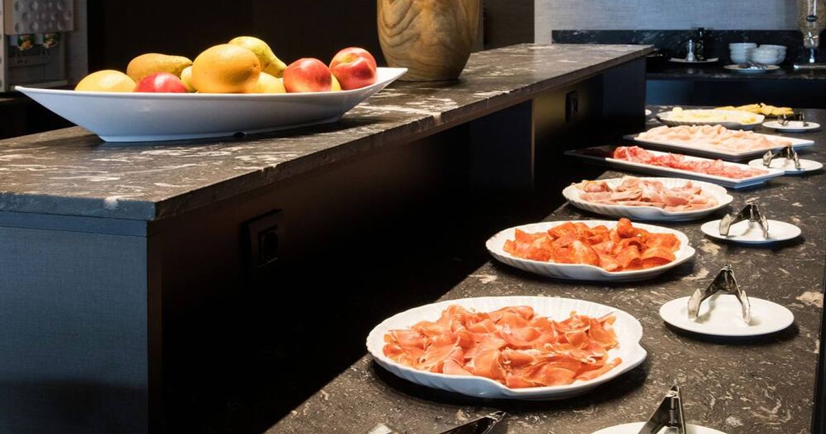 Hotel Riazor ₹ 7,236. A Coruña Hotel Dea...