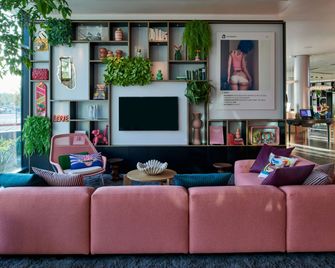 citizenM Menlo Park - Menlo Park - Salónek