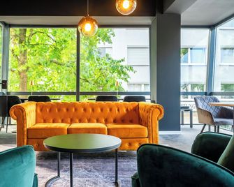 Juststay Essen Hotel & Apartments - Essen - Lounge