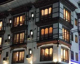 Hotel Khuruu Khuruu - Pajo - Building