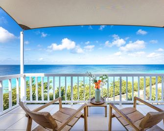 Coral Estate Luxury Resort - Sint Willibrordus - Balcón