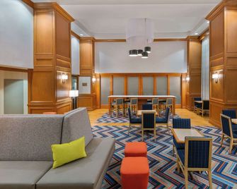 Hampton Inn & Suites Murfreesboro - Murfreesboro - Lounge