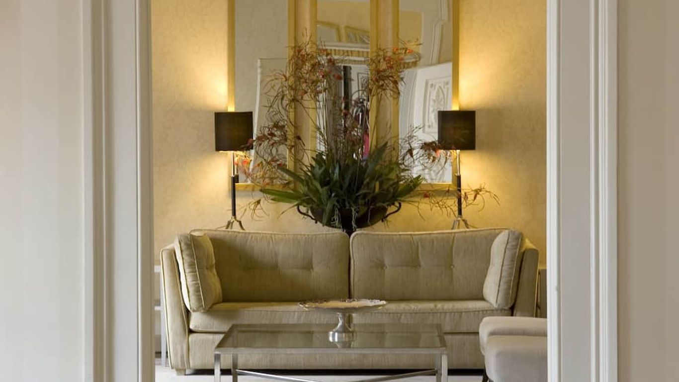 Palacio da Lousa Boutique Hotel