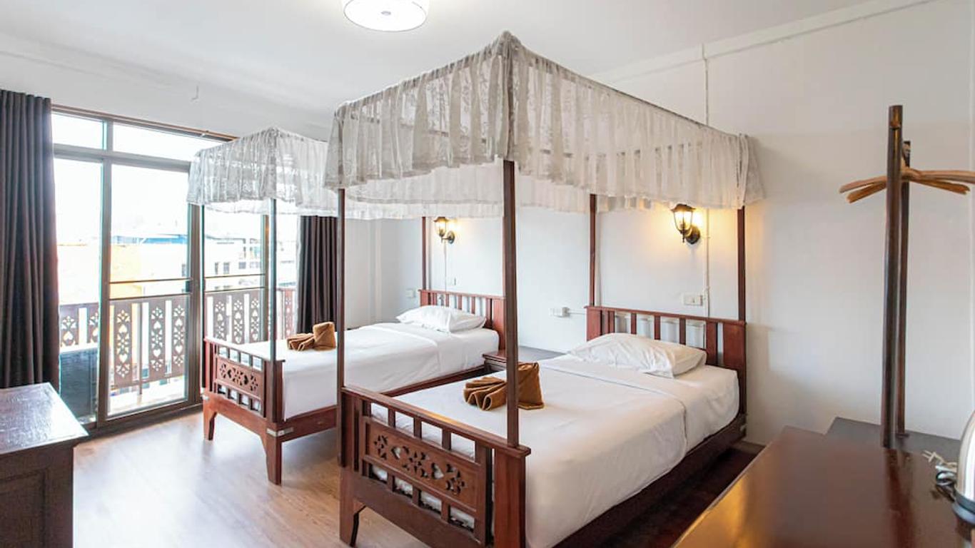 إس كاي بوتيك ماها ناكهون