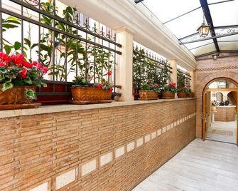 Hotel Tempio DI Pallade - Roma - Recepción