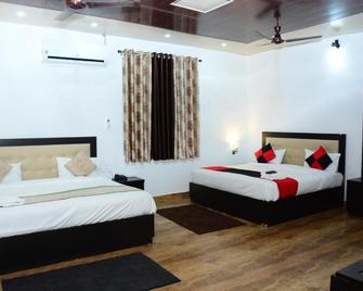 Hotel Polomax - Nainital - Habitación