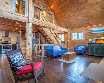 Spa & Billard and Lake Access - Sylva sur le Lac - Saint-Mathieu-du-Parc