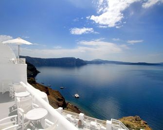 Caldera Premium Villas - Oia - Bina