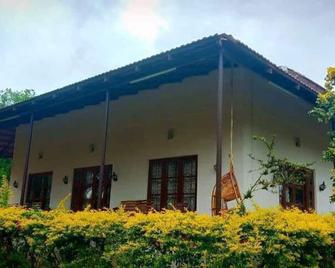 Safari Land Villa Masinagudi - Masinigudi - Building