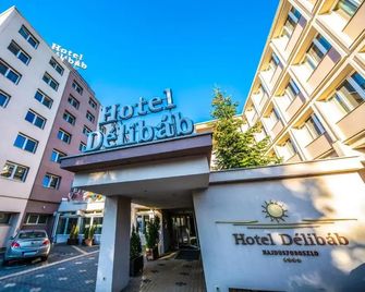 Hotel Delibab - Hajdúszoboszló - Building